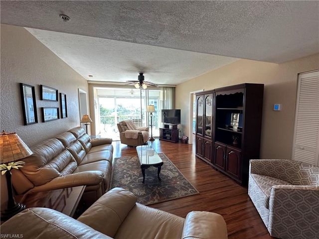 22748 Island Pines WAY 302, Fort Myers Beach, FL 33931