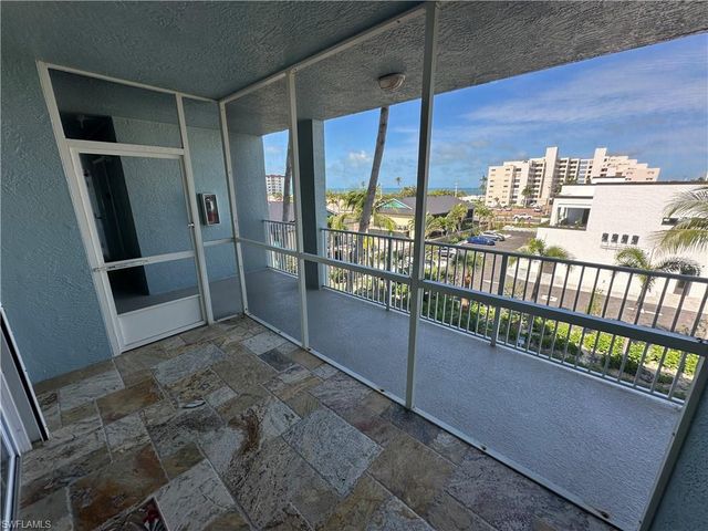 22748 Island Pines WAY 302, Fort Myers Beach, FL 33931