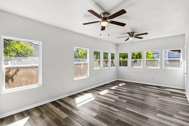 828 8th St, Marysville, CA 95901