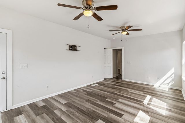 828 8th St, Marysville, CA 95901