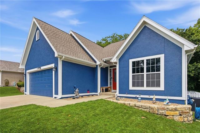 497 S 137th Place, Bonner Springs, KS 66012