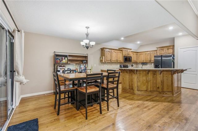 497 S 137th Place, Bonner Springs, KS 66012