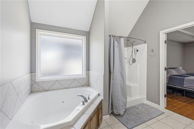 497 S 137th Place, Bonner Springs, KS 66012