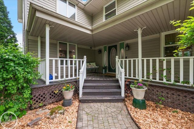 88 Aspinwall Drive, Troy, MI 48098