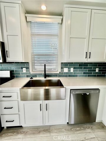 1536 S state Street 98, Hemet, CA 92543