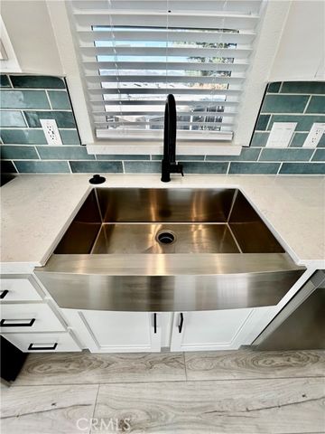 1536 S state Street 98, Hemet, CA 92543