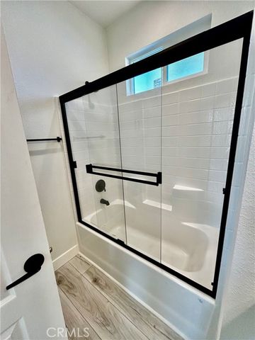 1536 S state Street 98, Hemet, CA 92543