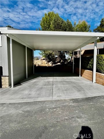 1536 S state Street 98, Hemet, CA 92543