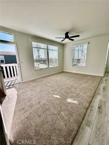 1536 S state Street 98, Hemet, CA 92543