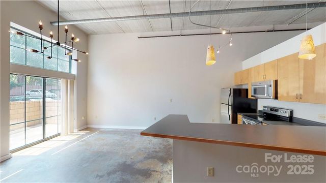 626 N Graham Street 113, Charlotte, NC 28202