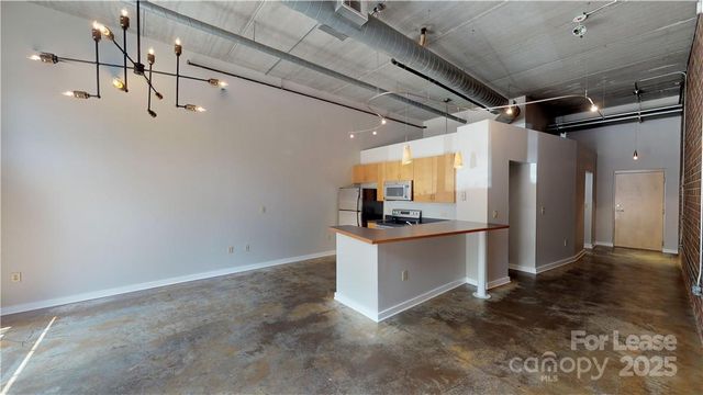 626 N Graham Street 113, Charlotte, NC 28202