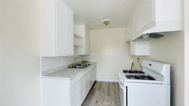 1083 Gaviota Avenue, Long Beach, CA 90813