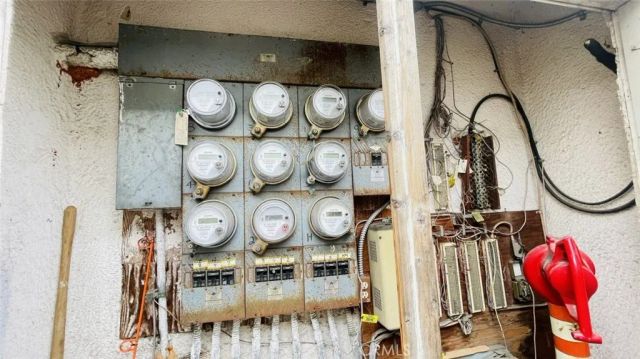 1083 Gaviota Avenue, Long Beach, CA 90813