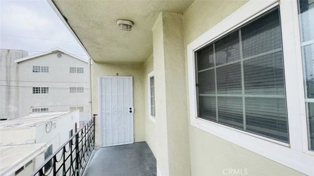 1083 Gaviota Avenue, Long Beach, CA 90813