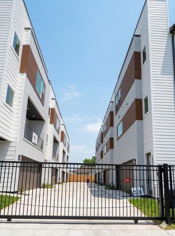 2111 Jensen Drive, Houston, TX 77026