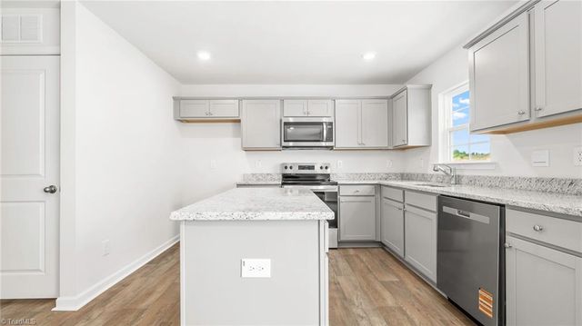 381 Middleton Drive, Lexington, NC 27295