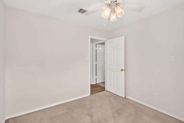 1604 Prickly Pear ST, Lockhart, TX 78644
