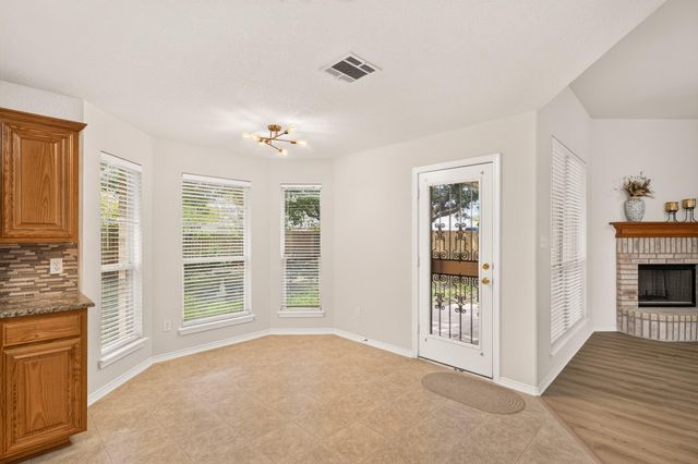 1604 Prickly Pear ST, Lockhart, TX 78644