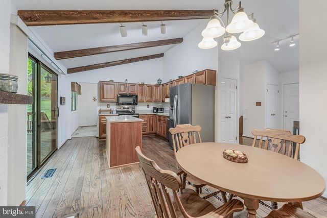 11819 BLUE SPRUCE RD, Reston, VA 20191