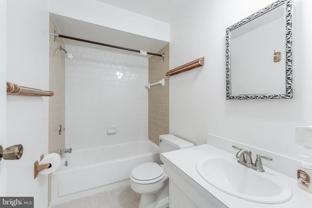 11819 BLUE SPRUCE RD, Reston, VA 20191
