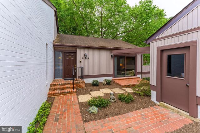 11819 BLUE SPRUCE RD, Reston, VA 20191