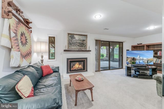 11819 BLUE SPRUCE RD, Reston, VA 20191