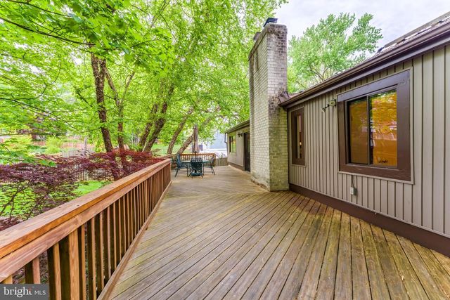 11819 BLUE SPRUCE RD, Reston, VA 20191