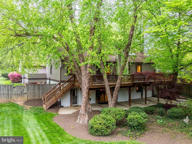 11819 BLUE SPRUCE RD, Reston, VA 20191