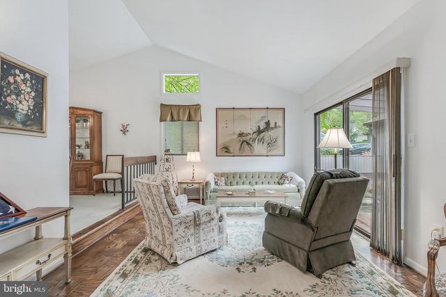 11819 BLUE SPRUCE RD, Reston, VA 20191