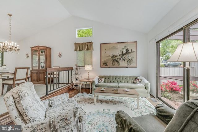 11819 BLUE SPRUCE RD, Reston, VA 20191
