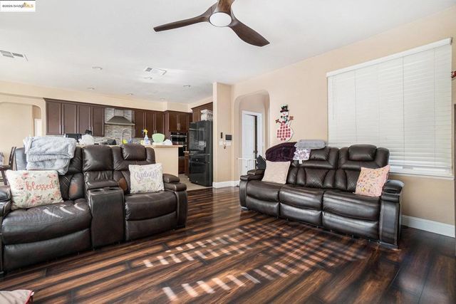 3238 Panda Ct, Antioch, CA 94531