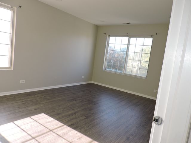 343 Gregory Street, Aurora, IL 60504