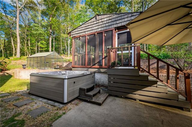 164 Stegall Drive, Ellijay, GA 30536