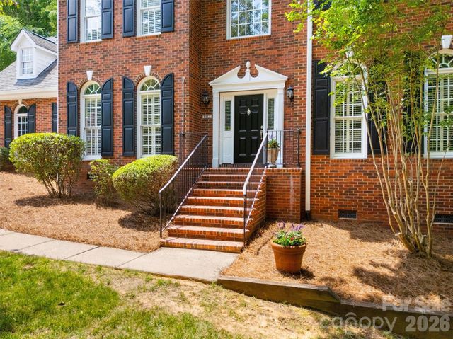 5612 Rocky Trail Court, Charlotte, NC 28270