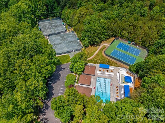 5612 Rocky Trail Court, Charlotte, NC 28270