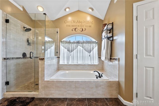 1260 Camden Trace, Beavercreek, OH 45434