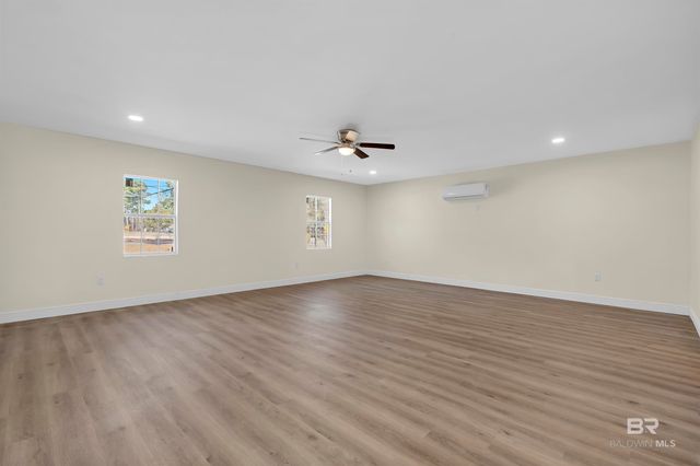 1320 Oak Street, Daphne, AL 36526