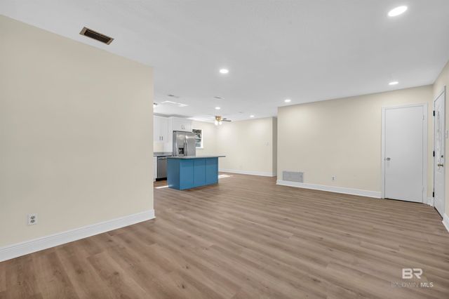 1320 Oak Street, Daphne, AL 36526