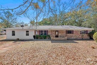 1320 Oak Street, Daphne, AL 36526