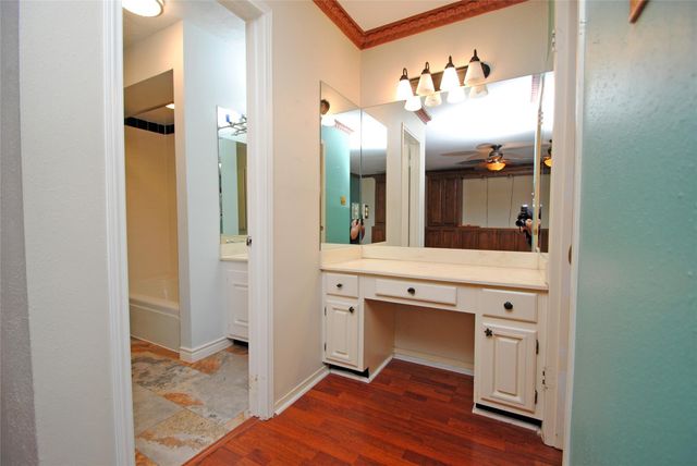 3838 Lake Street, Houston, TX 77098