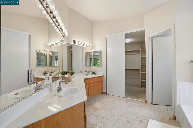 823 Springhaven Rd, Brentwood, CA 94513