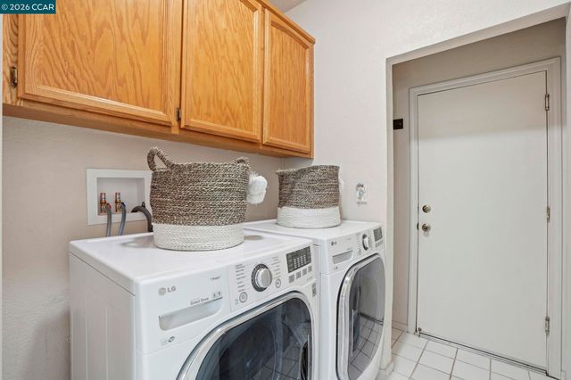 823 Springhaven Rd, Brentwood, CA 94513