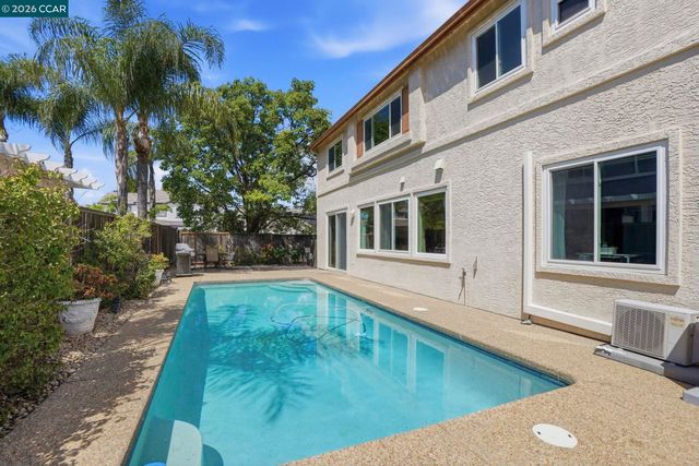 823 Springhaven Rd, Brentwood, CA 94513