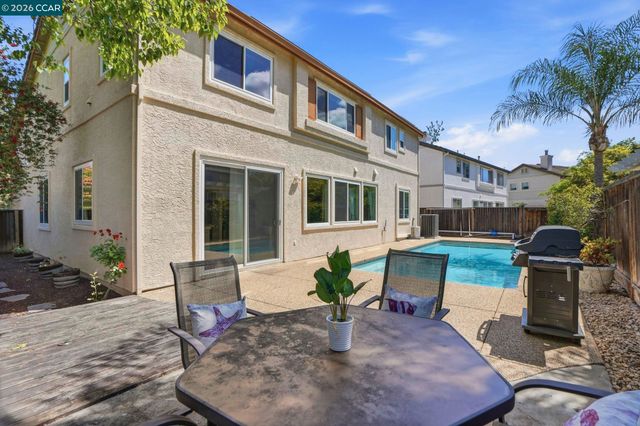823 Springhaven Rd, Brentwood, CA 94513