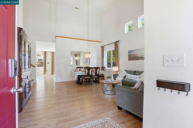 823 Springhaven Rd, Brentwood, CA 94513