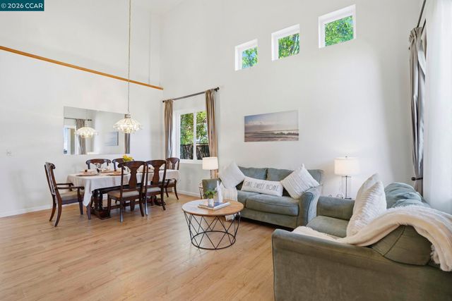 823 Springhaven Rd, Brentwood, CA 94513