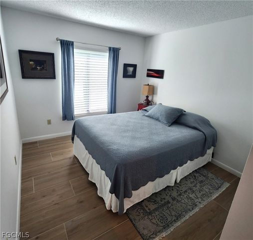 9570 Green Cypress LN 15-G2, Fort Myers, FL 33905