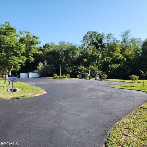 9570 Green Cypress LN 15-G2, Fort Myers, FL 33905