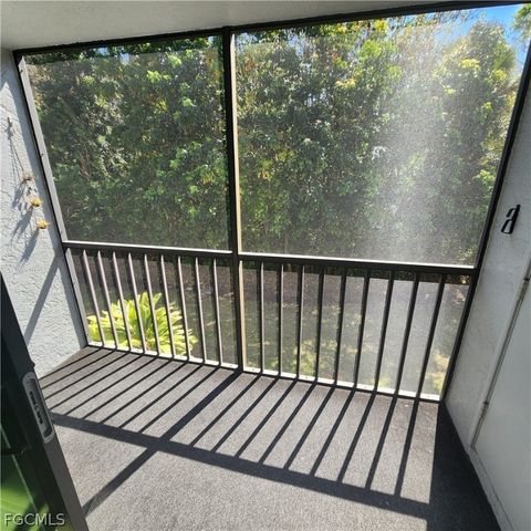 9570 Green Cypress LN 15-G2, Fort Myers, FL 33905