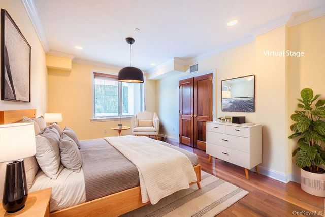 171 Great Neck Road 1F, Great Neck, NY 11021